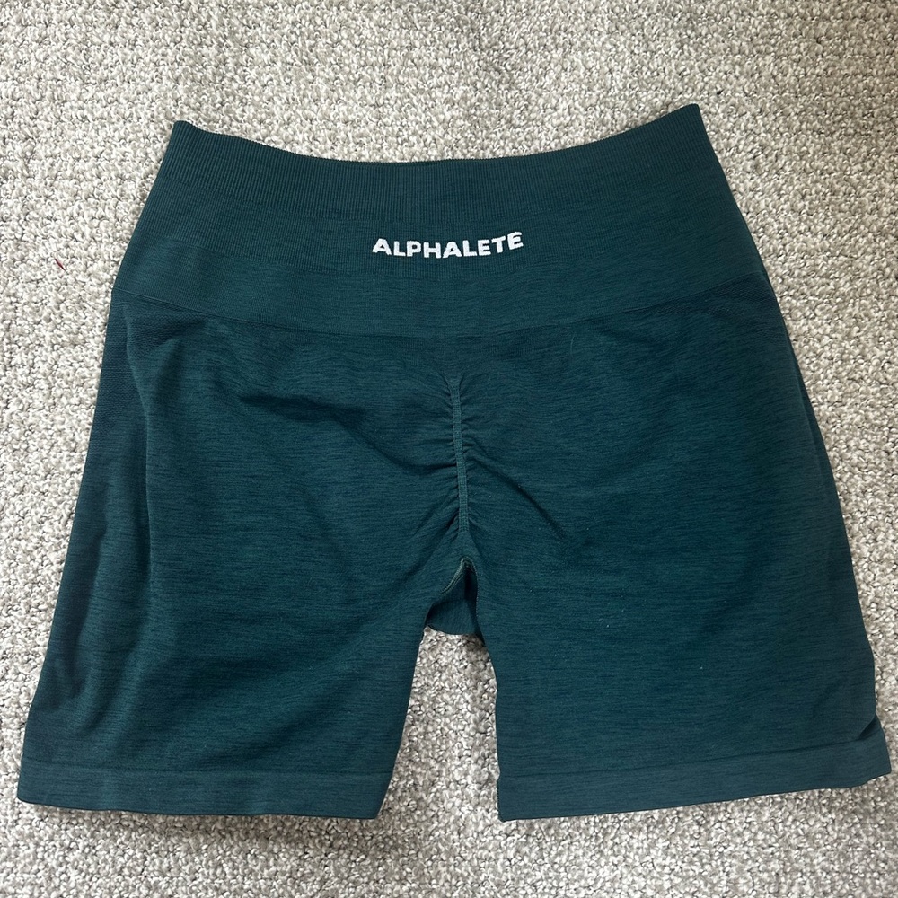Alphalete Amplify Green Bike Shorts High-Waisted Compression